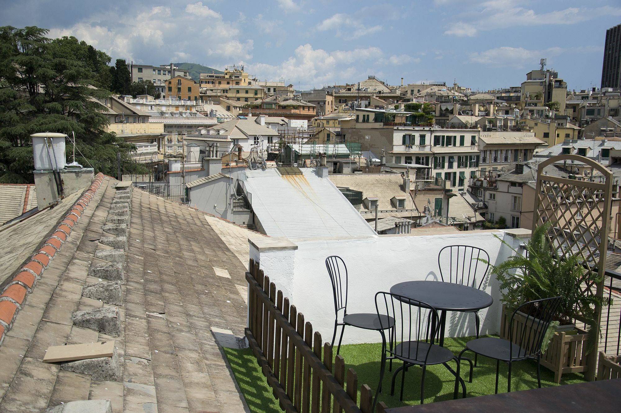 Sky On The Roofs - Il Cielo Sui Tetti Ξενοδοχείο Γένοβα Εξωτερικό φωτογραφία